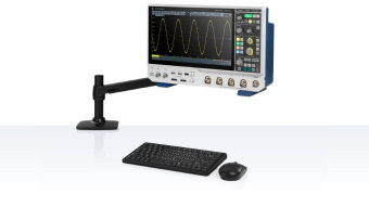 ostsillograf-rohde-_-schwarz-mxo-4